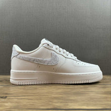 Cargar imagen en el visor de la galería, Air Force 1 Low White Paisley Grey Fog DJ9942-100