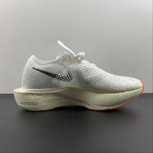 Cargar imagen en el visor de la galería, Air ZoomX Vaporfly Next 3 White Black Orange DV4219-300