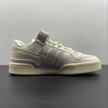 Cargar imagen en el visor de la galería, Adidas Forum 84 Low Orbit Grey FY4577