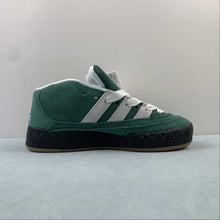 Cargar imagen en el visor de la galería, Adidas Adimatic Mid YNuK Collegiate Green Crystal White Gum IE0022