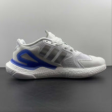 Cargar imagen en el visor de la galería, Adidas Day Jogger Boost White Silver Blue FX5998