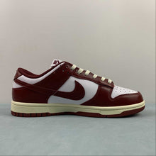 Cargar imagen en el visor de la galería, SB Dunk Low PRM Vintage Team Red White Coconut Milk FJ4555-100