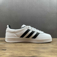 Cargar imagen en el visor de la galería, Adidas x Gucci Gazelle White Black