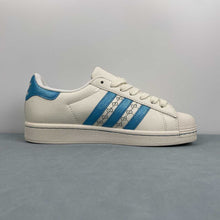 Cargar imagen en el visor de la galería, Adidas Superstar x Gucci HS3072