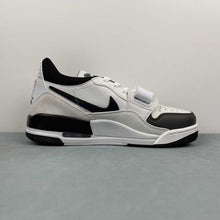 Cargar imagen en el visor de la galería, Air Jordan Legacy 312 Low White Black White Cool Grey HV1811-101
