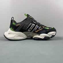 Cargar imagen en el visor de la galería, Adidas XLG Runner Deluxe Core Black Grey Green Cloud White IH7801