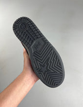 Cargar imagen en el visor de la galería, BAPE Sk8 STA Black Red