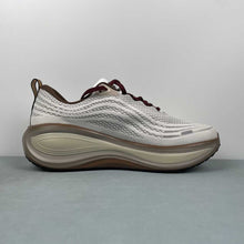 Cargar imagen en el visor de la galería, Nike Zoom Vomero PLUS Sail Baroque Brown IO4482-100