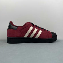 Cargar imagen en el visor de la galería, Adidas Superstar 2 Noble Maroon Cream White Core Black JQ3220