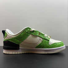 Cargar imagen en el visor de la galería, SB Dunk Low Disrupt 2 White Green Red Black DV1491-101