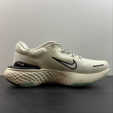 Cargar imagen en el visor de la galería, ZOOMX Invincible Run FK 2 Beige Black DH5425-102