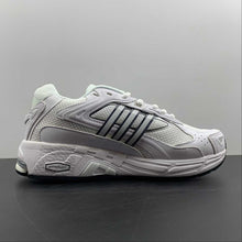 Cargar imagen en el visor de la galería, Adidas Response CL White Core Black FX6166