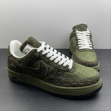 Cargar imagen en el visor de la galería, Louis Vuitton Trainer Snaker x Air Force 1 Green Camo LK0229