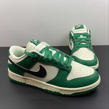 Cargar imagen en el visor de la galería, SB Dunk Low Lottery Black Malachite Pale Ivory DR9654-100