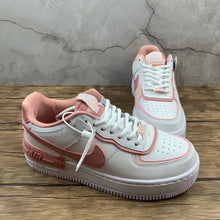 Cargar imagen en el visor de la galería, Air Force 1 Shadow White Pink CJ1641-101