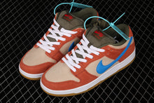 Cargar imagen en el visor de la galería, SB Dunk Low Corduroy Dusty Peach BQ6817-201