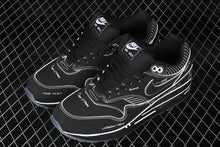 Cargar imagen en el visor de la galería, Air Max 1 Sketch To Shelf Black White CJ4286-001