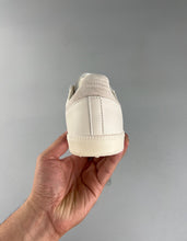 Cargar imagen en el visor de la galería, Adidas Samba Wales Bonner Tonal Color Pack Linen FZ5603