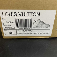 Cargar imagen en el visor de la galería, Louis Vuitton Trainer Snaker x Air Force 1 White Blue LK0228