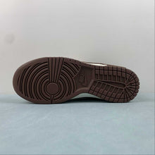 Cargar imagen en el visor de la galería, LV x SB Dunk Low Chocolate Off White FC1688-149