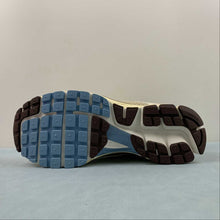 Cargar imagen en el visor de la galería, Zoom Vomero 5 Oatmeal Pale Ivory Sail Light Chocolate FB8825-111