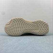 Cargar imagen en el visor de la galería, ZoomX Invincible Run FK 3 Cool Gray Iron Gray Black FN7503-065