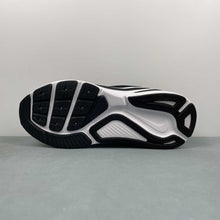 Cargar imagen en el visor de la galería, Air Zoom Structure 26 Black White Wolf Grey Metallic Silver HJ1102-002