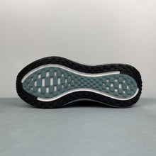 Cargar imagen en el visor de la galería, Nike Zoom Vomero PLUS Anthracite Cannon White Reflect silver IM6011-060