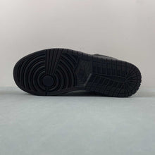 Cargar imagen en el visor de la galería, Air Jordan 1 Low Black Croc White Metallic Silver HJ7743-010