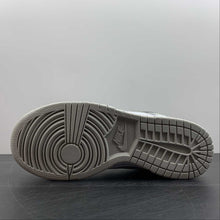 Cargar imagen en el visor de la galería, SB Dunk Low Lottery Pale Ivory Black Malachite Pale Ivory DR9654-001