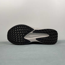 Cargar imagen en el visor de la galería, Nike Quest 6 Light Iron Ore Flat Pewter Black IB4002-014