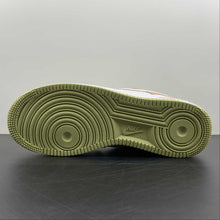 Cargar imagen en el visor de la galería, Air Force 1 07 Low White Light Green Grey Brown DL5819-618