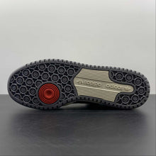 Cargar imagen en el visor de la galería, Adidas Forum 84 Low AEC White Green Oxide White HR0558