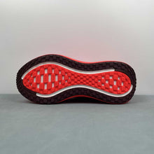 Cargar imagen en el visor de la galería, Nike Zoom Vomero PLUS Hyper Pink Burgundy Crush HV8154-604