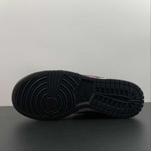 Cargar imagen en el visor de la galería, SB Dunk Low Graffiti Pink Purple Black DM0108-002