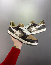 Cargar imagen en el visor de la galería, BAPE Sk8 STA Brown Gray