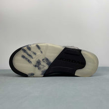 Cargar imagen en el visor de la galería, Air Jordan 5 Retro Wings Medium Grey Black Metallic Silver IO2038-001