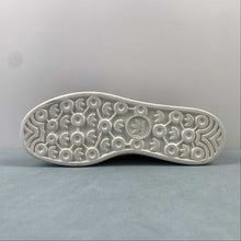 Cargar imagen en el visor de la galería, Adidas Gazelle Bold Core Black White Core White HQ6912