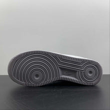 Cargar imagen en el visor de la galería, Air Force 1 07 Low Light Grey White CW1888-606