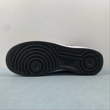 Cargar imagen en el visor de la galería, Air Force 1 07 Low DIOR White Black DR6239-837