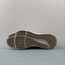 Cargar imagen en el visor de la galería, Air Zoom Pegasus 40 Pearl Pink White Pink Foam Hemp DV3854-600