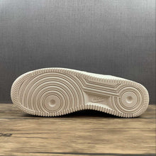 Cargar imagen en el visor de la galería, Bape x Nike Air Force 1 07 Low Camouflage White Green AA1365-118