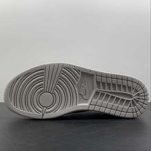 Cargar imagen en el visor de la galería, Travis Scott x Air Jordan 1 Low OG White Black Red DM7866-133