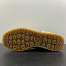 Cargar imagen en el visor de la galería, Adidas x Gucci Gazelle Yellow Red White