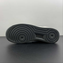 Cargar imagen en el visor de la galería, Air Force 1 07 Low Beige Dark Grey Black DB3301 022