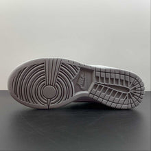 Cargar imagen en el visor de la galería, SB Dunk Low Retro White Neutral Gray DJ6188-003