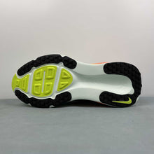 Cargar imagen en el visor de la galería, Nike Zoom Vomero 18 Green Orange HM6803-300