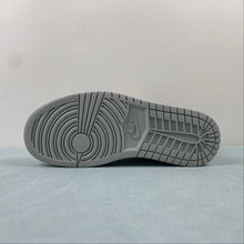 Cargar imagen en el visor de la galería, Travis Scott x Air Jordan 1 Low OG SP White Gray DM7866-198