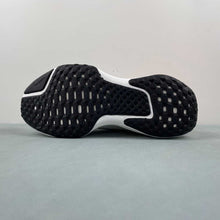 Cargar imagen en el visor de la galería, ZoomX Invincible Run FK 3 Blueprint Multicolor Multicolor HJ6653-900