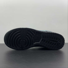 Cargar imagen en el visor de la galería, SB Dunk Low Tiffany Blue Black GT0627-332